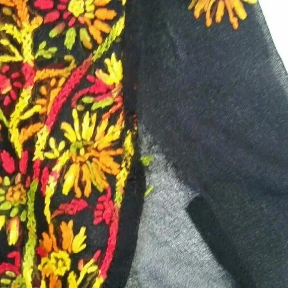 Vintage Boho Floral Embroidered Tunic Cover Up - Picture 7 of 7